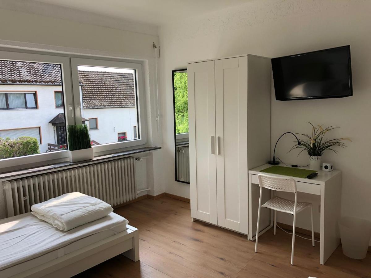 Big Ben'S Guesthouse Müllenbach Екстериор снимка