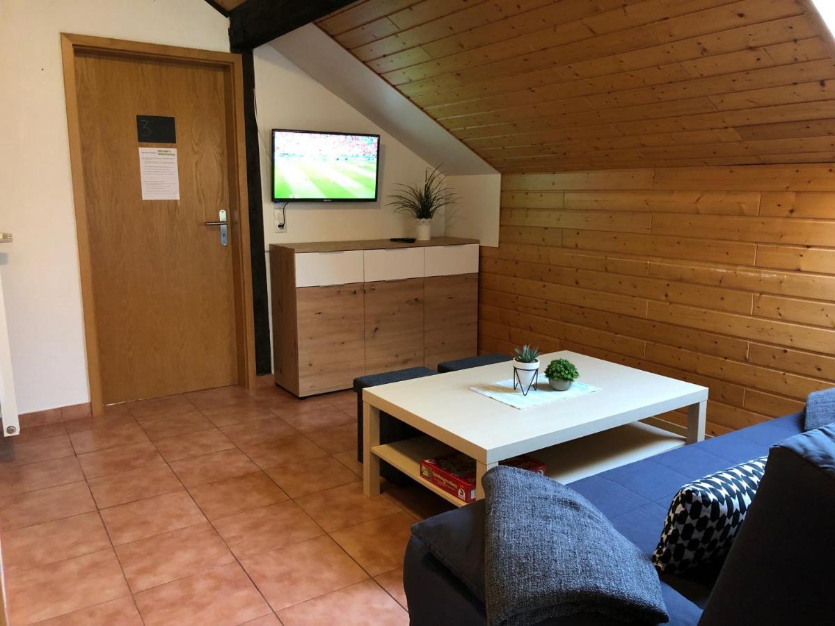 Big Ben'S Guesthouse Müllenbach Екстериор снимка